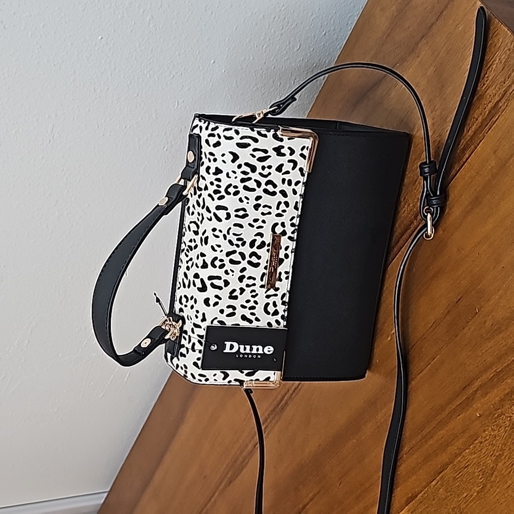 -BRAND new Dune London Crossbody Handba